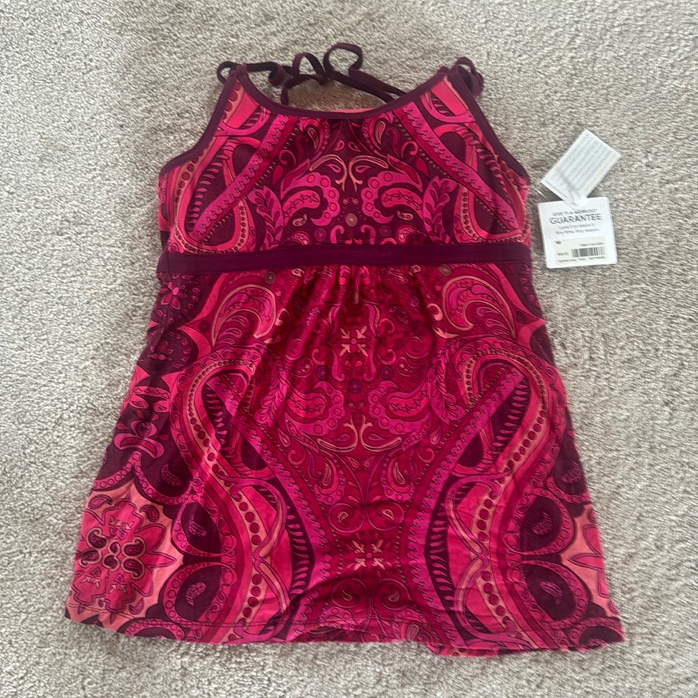 Athleta exercise top